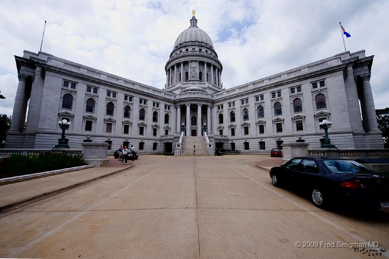 20080718_150853 D3 P 4200x2800.jpg - State Capitol, Madison